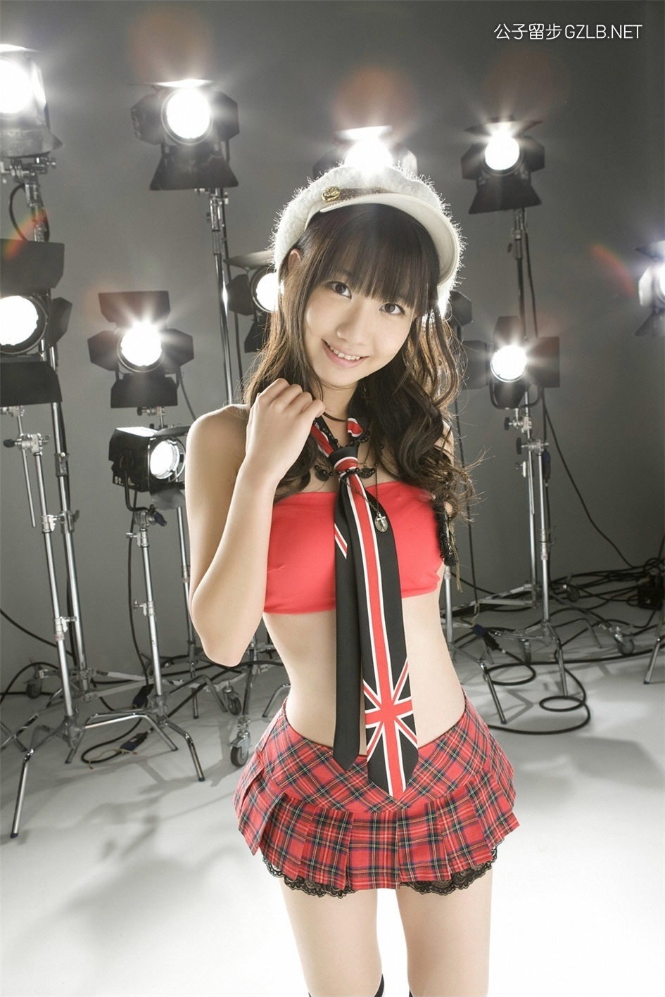 日本AKB48少女组合青涩兔女郎，多种头饰换着拍(第8张)