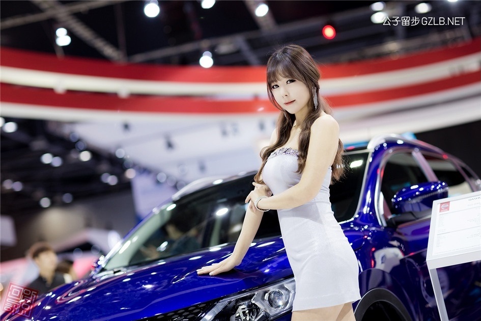 韩国国际车展上的性感超级车模合集(第1张)