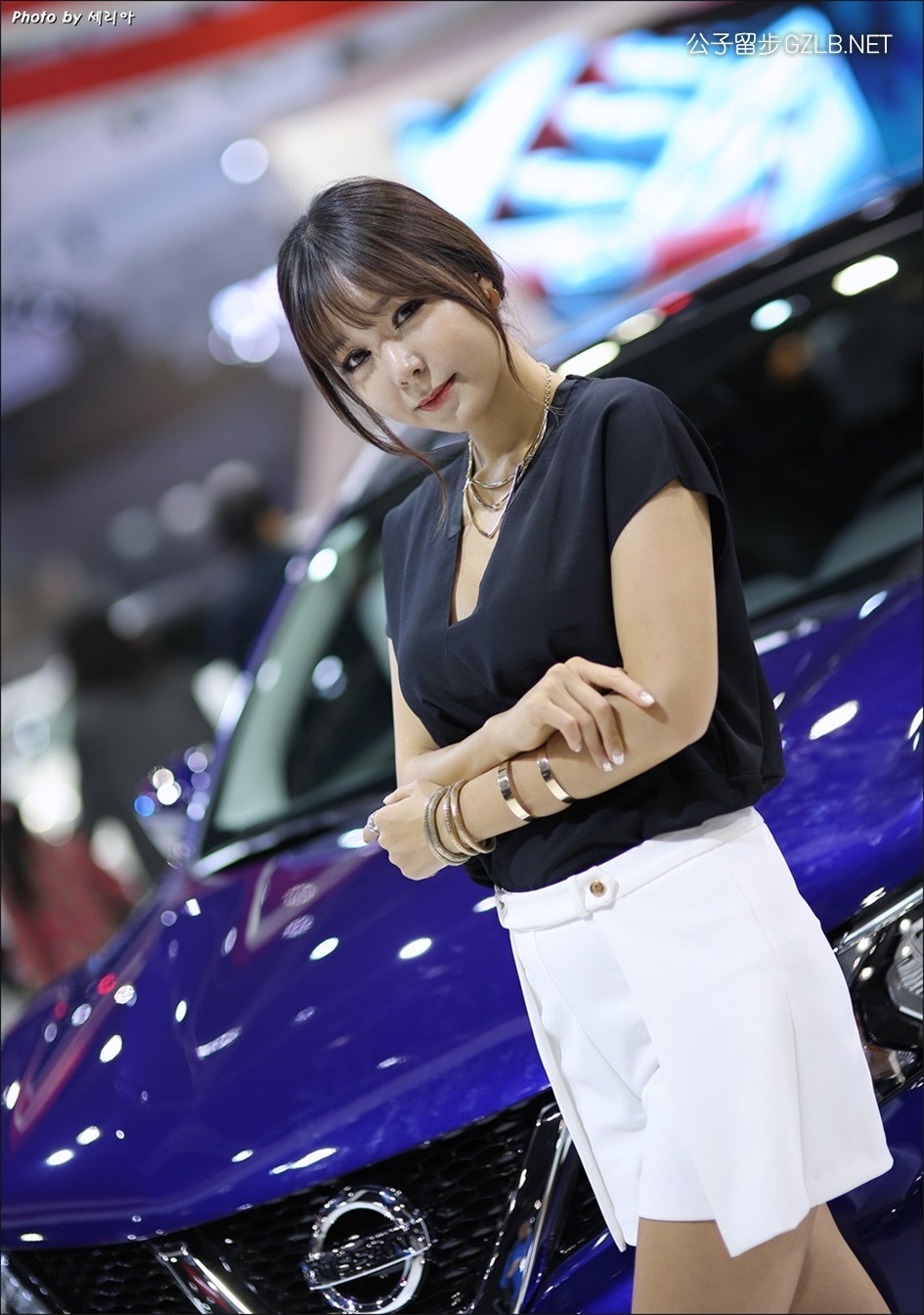 韩国国际车展上的性感超级车模合集(第2张)